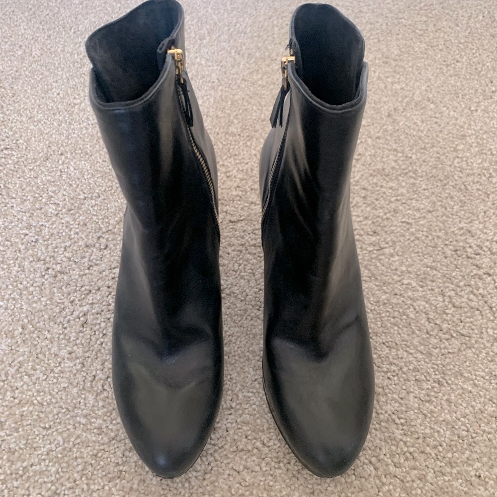 Nine West leather booties